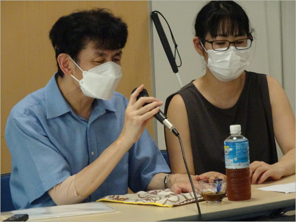 藤鹿さんと通訳・介助者